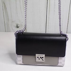 Michael Kors Mindy Chain Shoulder NWT